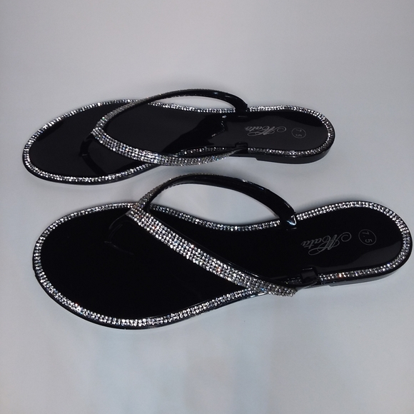 🆕️ JELLY RHINESTONE SANDALS - Picture 3 of 4